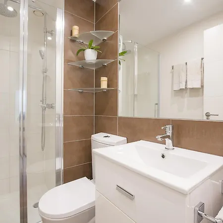 Апартаменти Natsu - Plusholidays *