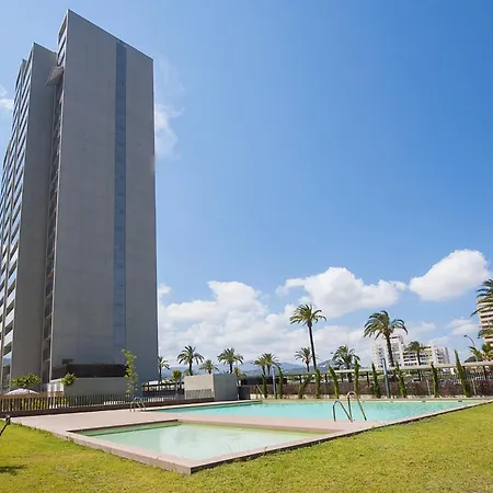 Natsu - Plusholidays *