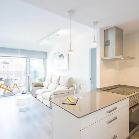 Natsu - Plusholidays Calpe